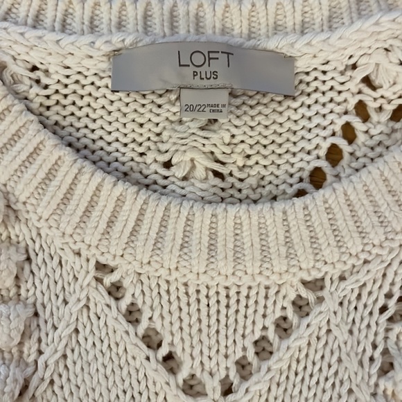 LOFT by Ann Taylor bubble drop knit sweater size 20/22 - Picture 3 of 6